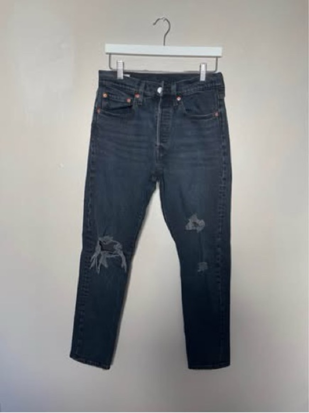 Levi's Women's Cropped Distressed Jeans - Black